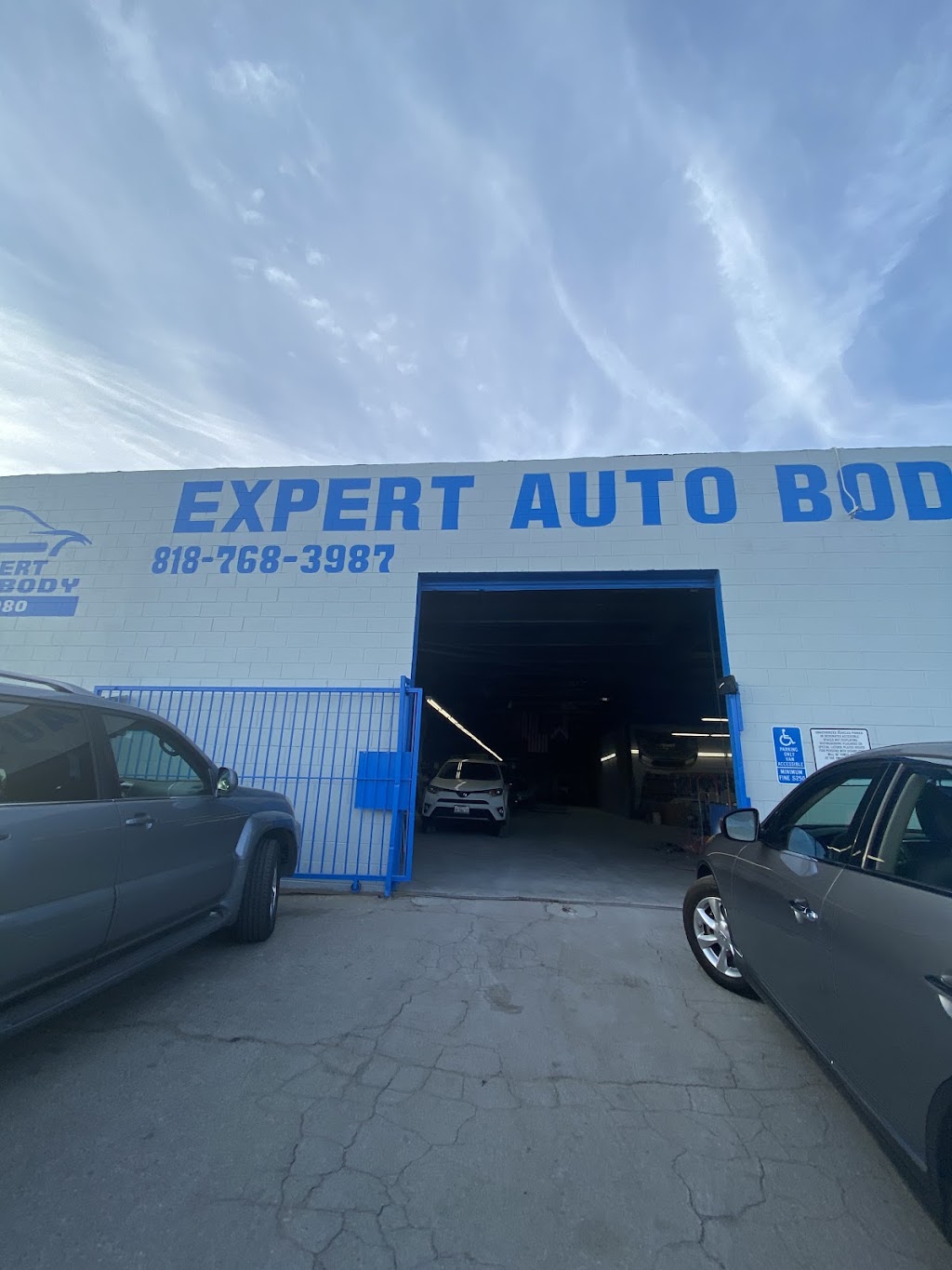 Expert Auto Body | 9700 Glenoaks Blvd, Sun Valley, CA 91352, USA | Phone: (818) 768-3987