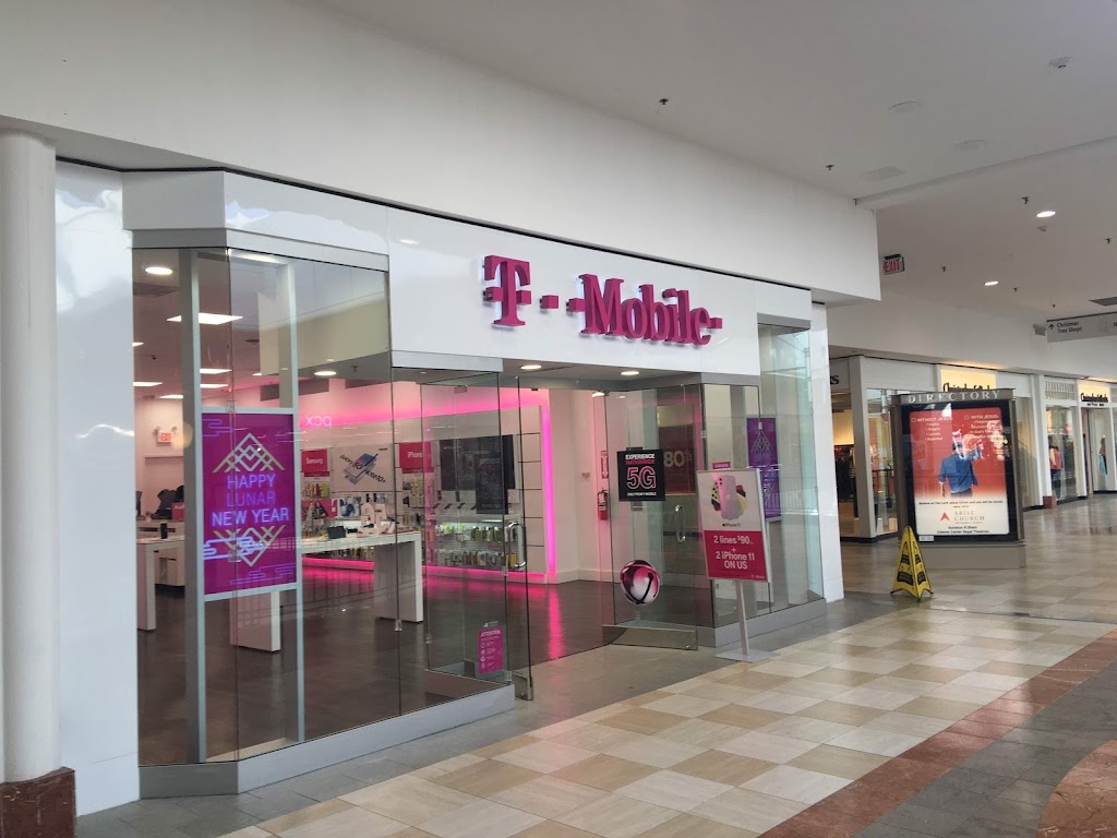 T-Mobile | 131 Colonie Center space 401, Albany, NY 12205, USA | Phone: (518) 512-3991