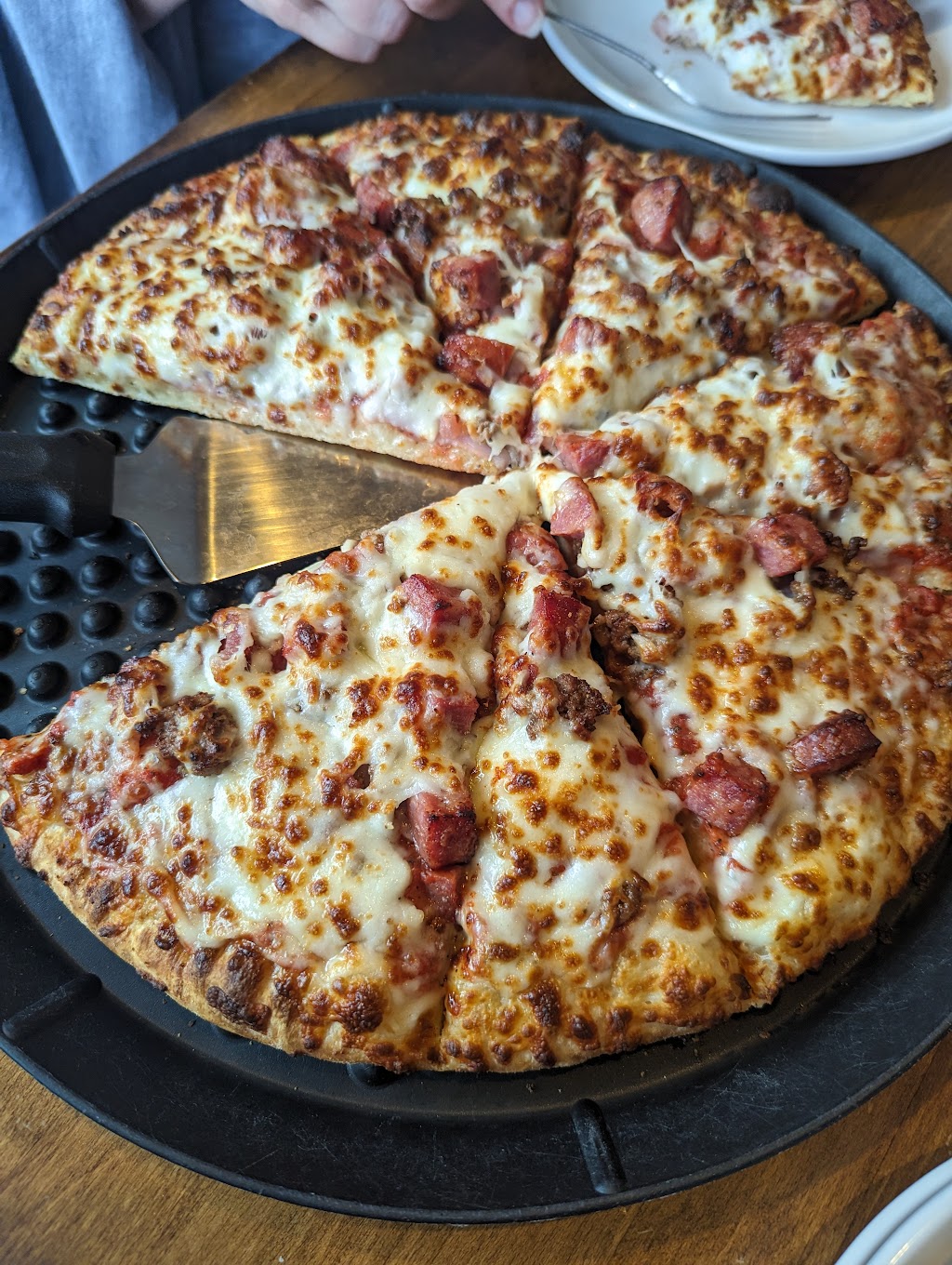 Timber Creek Pizza Pub and Grill | 6718 S 178th St, Omaha, NE 68135, USA | Phone: (402) 614-3464