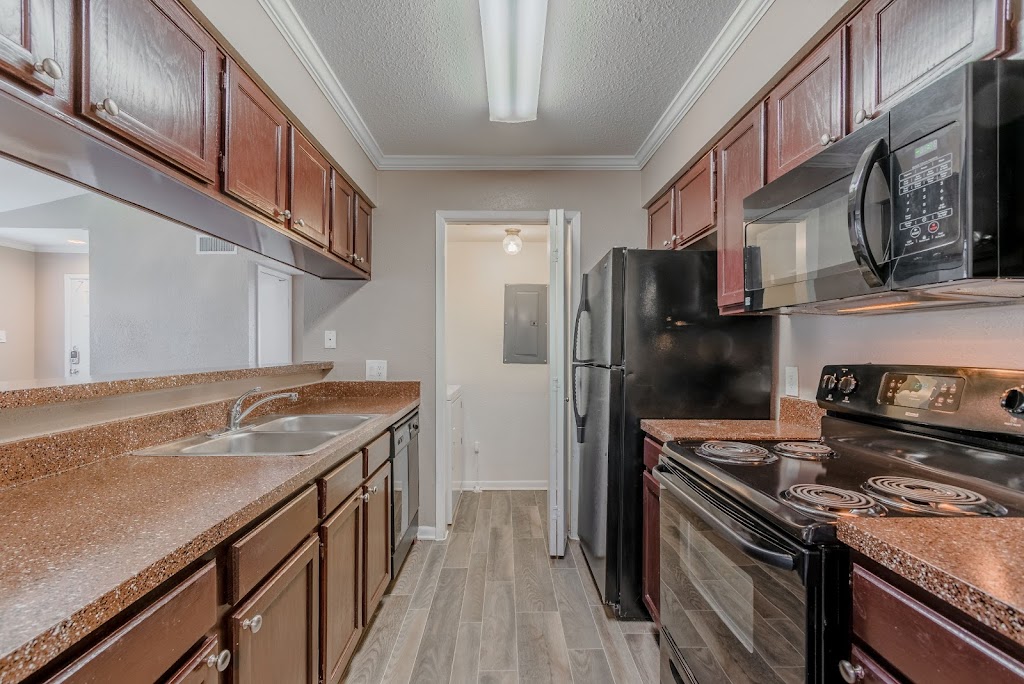 The Vineyards at Trophy Club Apartments | 1500 Plantation Oaks Dr, Trophy Club, TX 76262, USA | Phone: (817) 430-0122