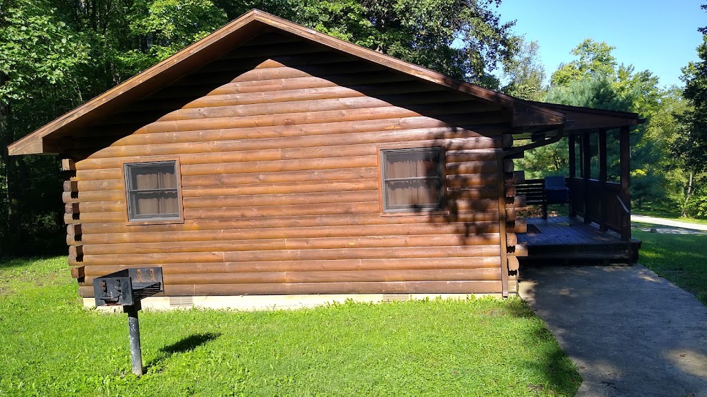 Keystone State Park - Family Cabins | 106 Stone Lodge Rd, New Alexandria, PA 15670, USA | Phone: (724) 668-2939