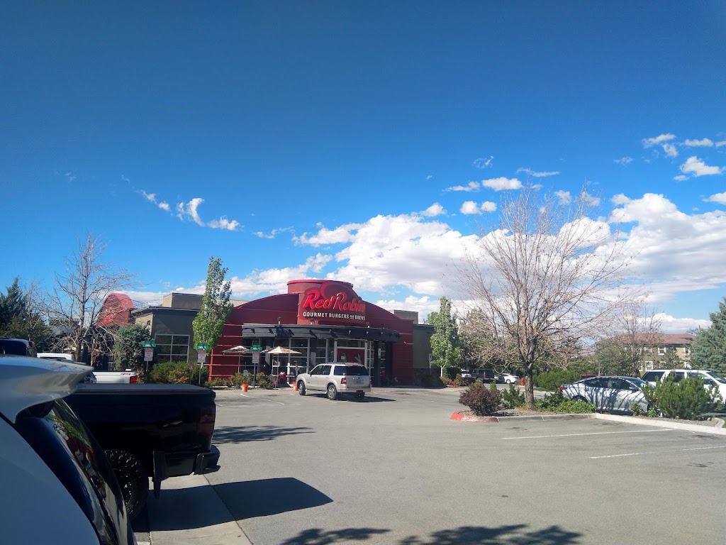 Red Robin Gourmet Burgers and Brews | 4712 Galleria Pkwy, Sparks, NV 89436, USA | Phone: (775) 626-9700