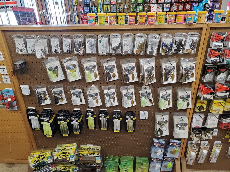 Schwartzs Bait & Tackle | 118 Cicero Rd, Noblesville, IN 46060, USA | Phone: (317) 776-0129