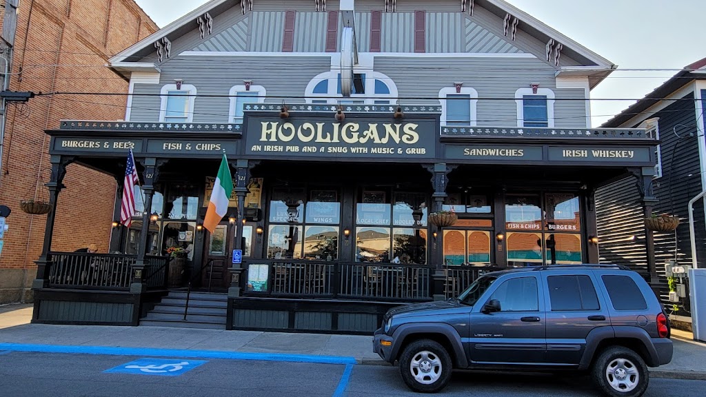 Hooligans Irish Pub | 421 Co Rd 215, Put-In-Bay, OH 43456, USA | Phone: (419) 285-8000