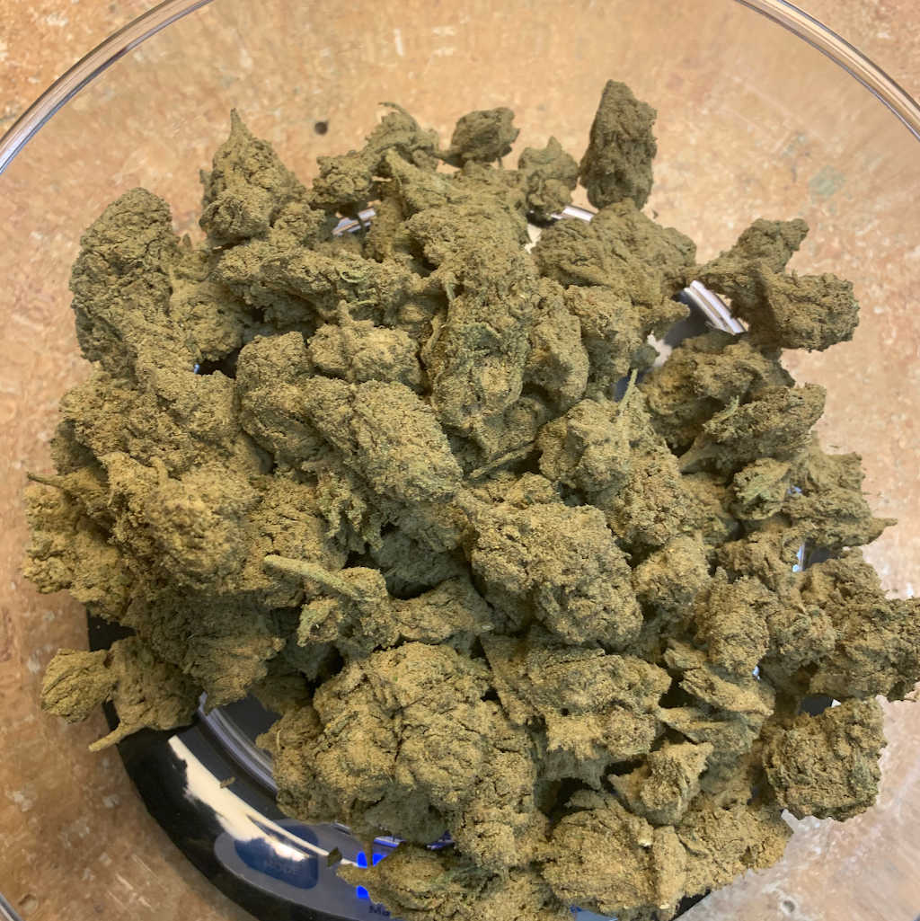 CBD Wellness Products | Advance Pawn, 13144 Jefferson Ave, Newport News, VA 23608, USA | Phone: (757) 287-9488