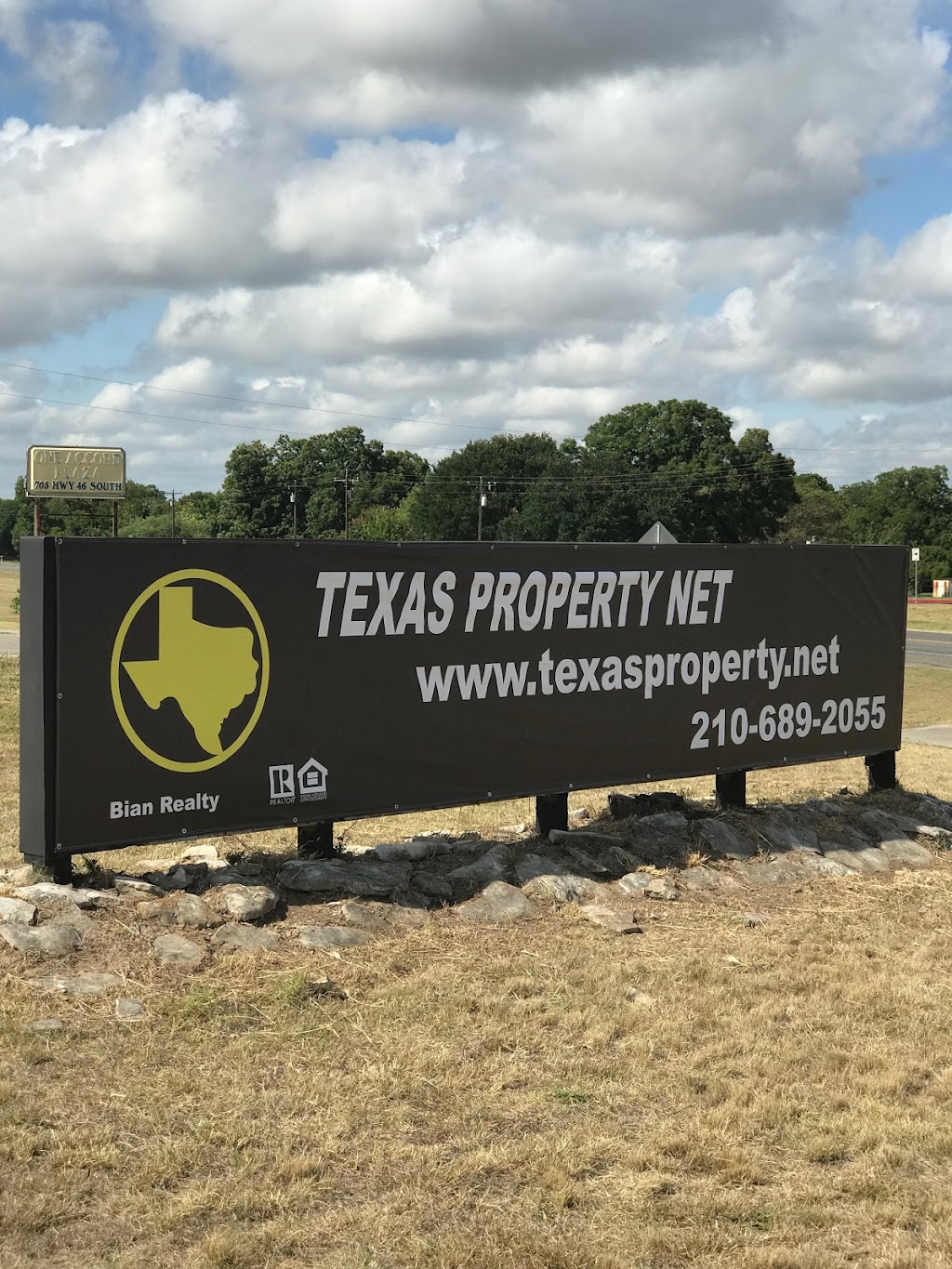 Texas Property Net | 234 Greenway Dr, Seguin, TX 78155, USA | Phone: (210) 689-2055