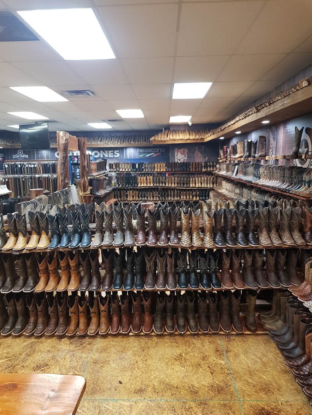 Gomez Western Wear Arlington | 511 N Watson Rd, Arlington, TX 76011, USA | Phone: (682) 347-4088