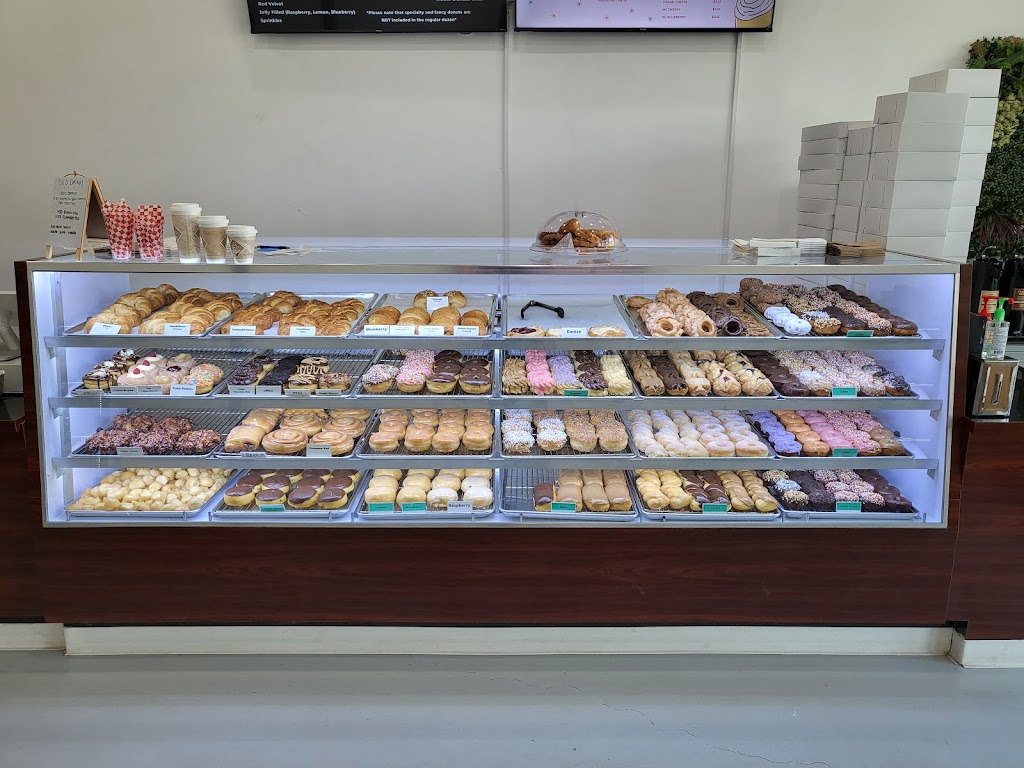 Foothill Donuts | 1973 Foothill Pkwy Suite 112, Corona, CA 92881, USA | Phone: (951) 496-4349