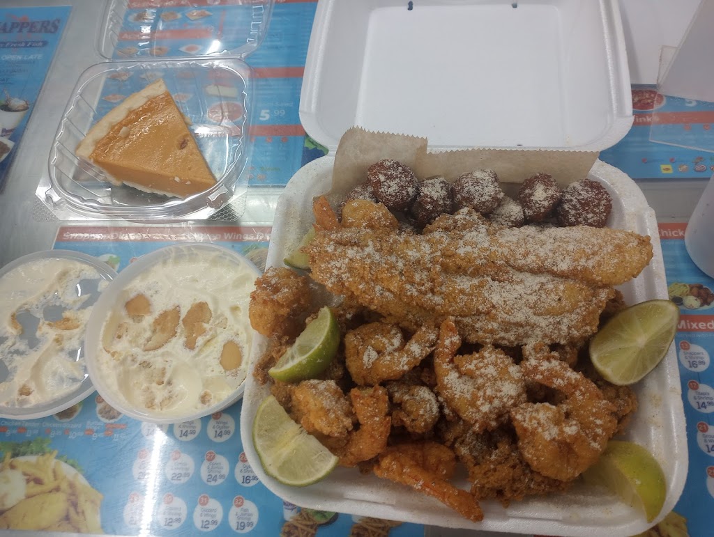 Snappers Fish & Chicken | 2750 W Sunrise Blvd, Fort Lauderdale, FL 33311, USA | Phone: (954) 581-8336