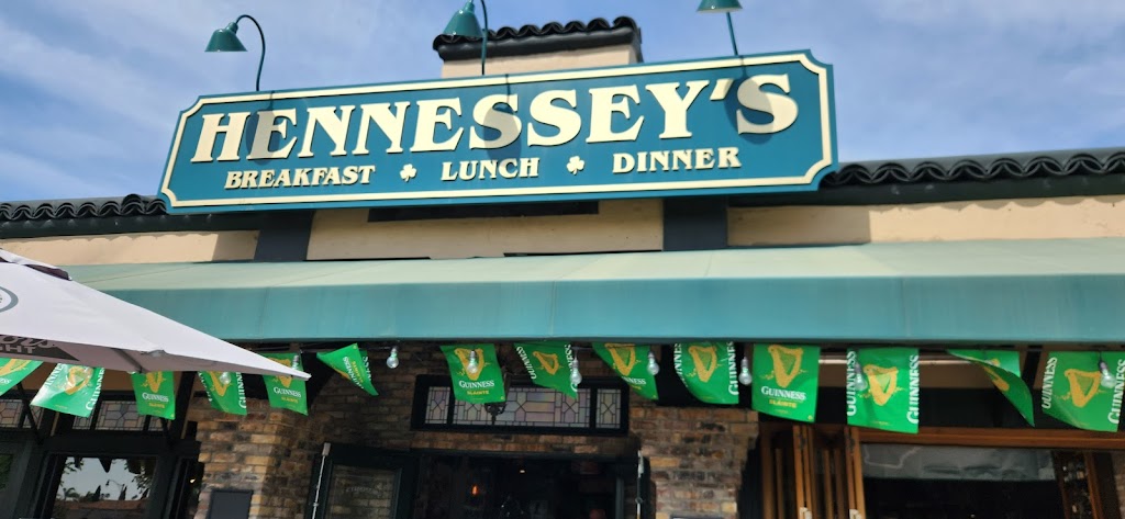 Hennesseys Tavern | 1773 Newport Blvd, Costa Mesa, CA 92627, USA | Phone: (949) 688-1123