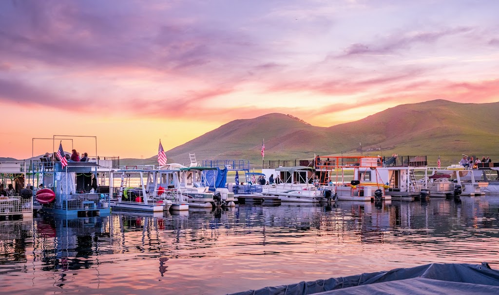 The Sierra Gallery & Boutique | 35569 CA-190, Springville, CA 93265, USA | Phone: (559) 783-4011