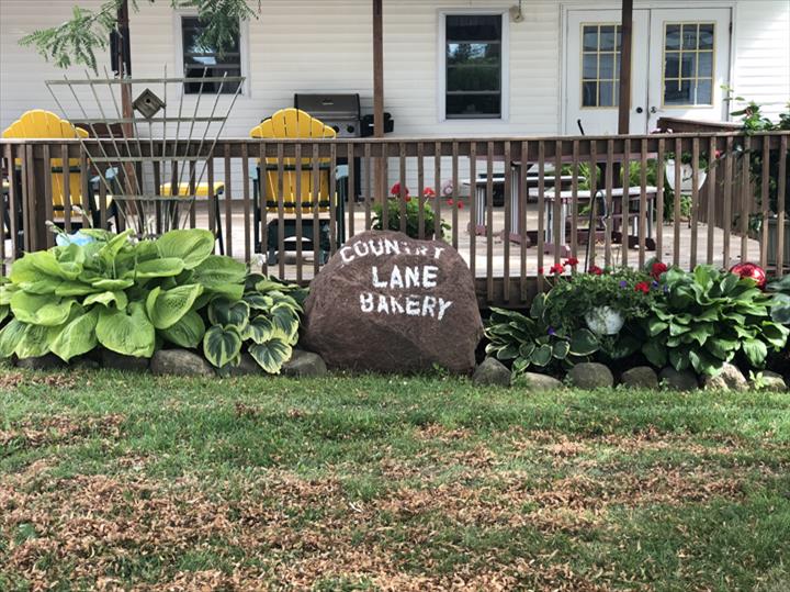 Country Lane Bakery | 1602 S Scotch Hill Rd, Brodhead, WI 53520, USA | Phone: (608) 897-3820