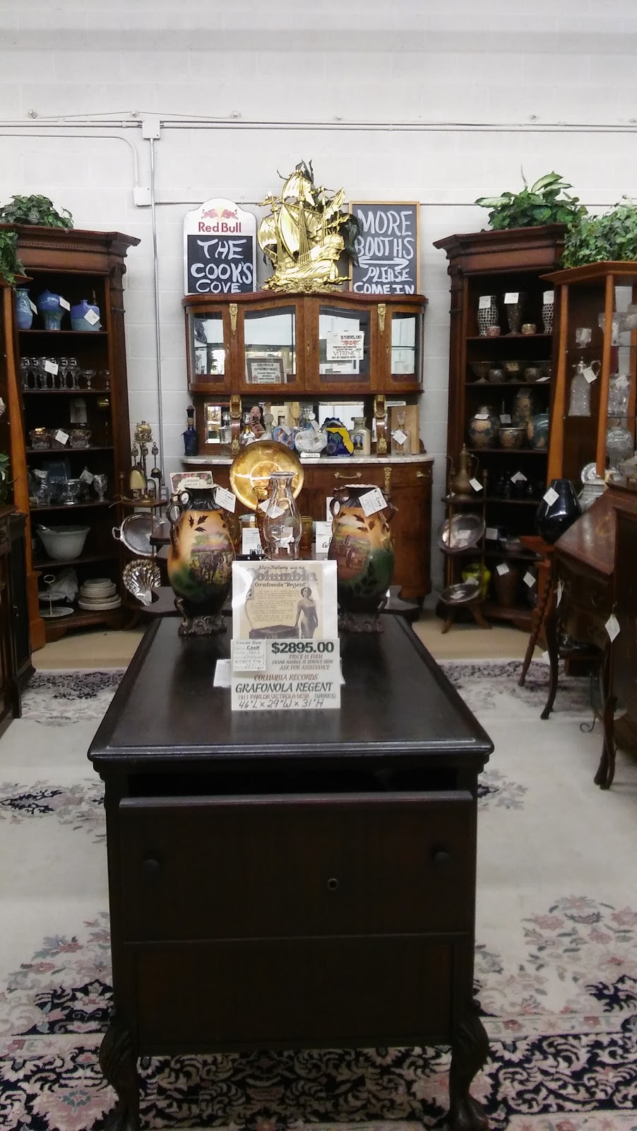 Antique Mall Treasure Hunt | 3217 New MacLand Rd, Powder Springs, GA 30127, USA | Phone: (678) 398-9195