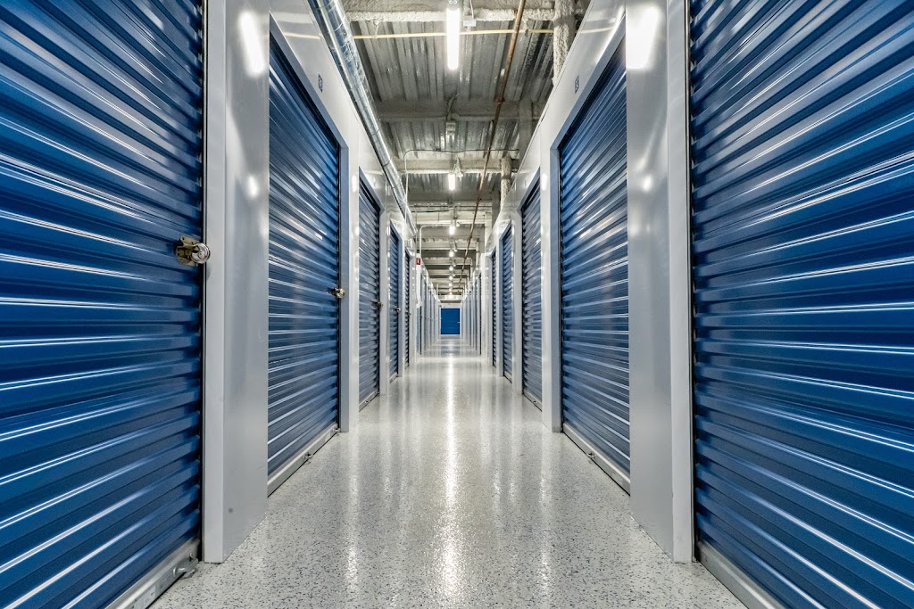 Ultimate Truck & Equipment | 1157 Grand St, Brooklyn, NY 11211, USA | Phone: (718) 599-1119