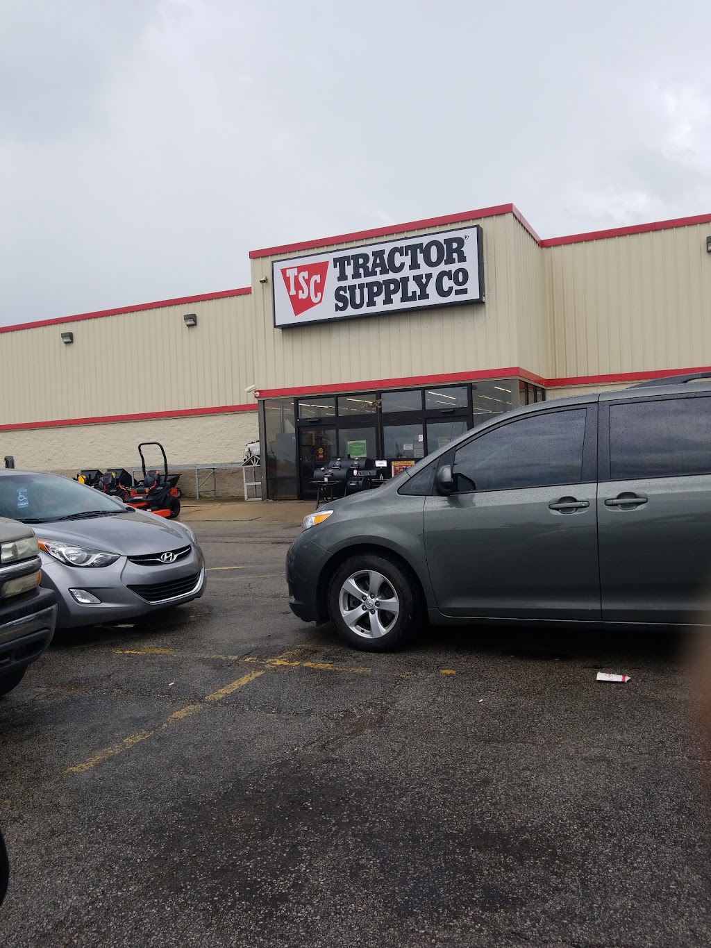 Tractor Supply Co. | 856 Eastern Bypass, Richmond, KY 40475, USA | Phone: (859) 623-0034