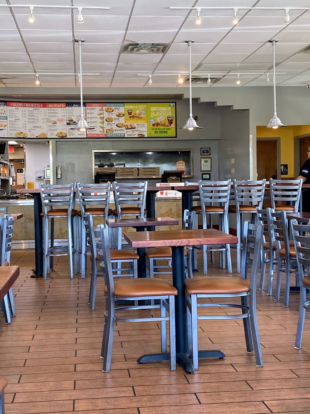 Taco Bueno Henryetta | 902 E Trudgeon St, Henryetta, OK 74437, USA | Phone: (918) 319-5025