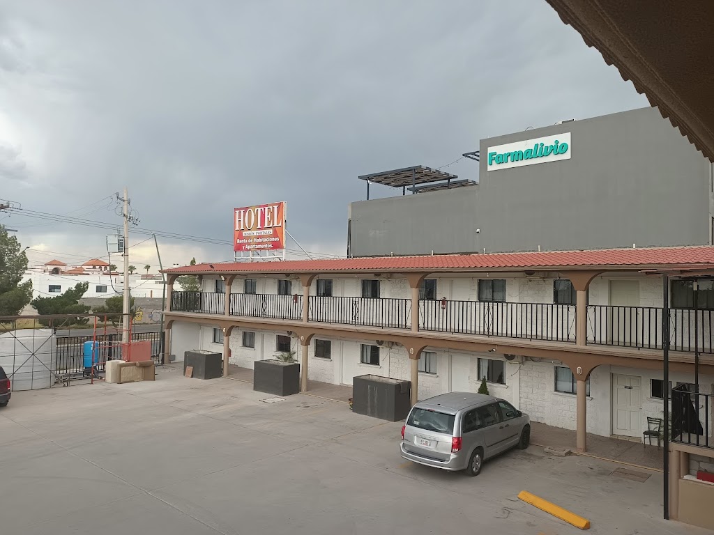 Hotel Los Portales | Av. Ejército Nacional 9362, Partido Senecú, Cd Juárez, Chih., Mexico | Phone: 656 643 4176