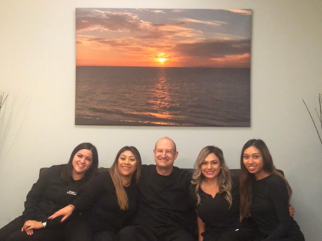 Derick W. Hahn D.D.S. Family Dentistry | 1107 SW Grady Way #200, Renton, WA 98057, USA | Phone: (425) 226-9270