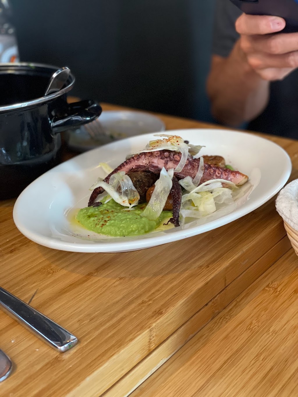 Amelie Bistro & Wine Bar upper west side | 566 Amsterdam Ave, New York, NY 10024, USA | Phone: (646) 422-7167