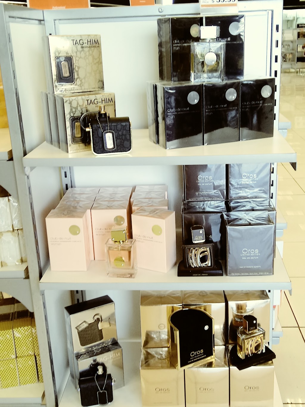 Perfumeland Megastore | 5161 International Dr, Orlando, FL 32819 | Phone: (407) 248-9595