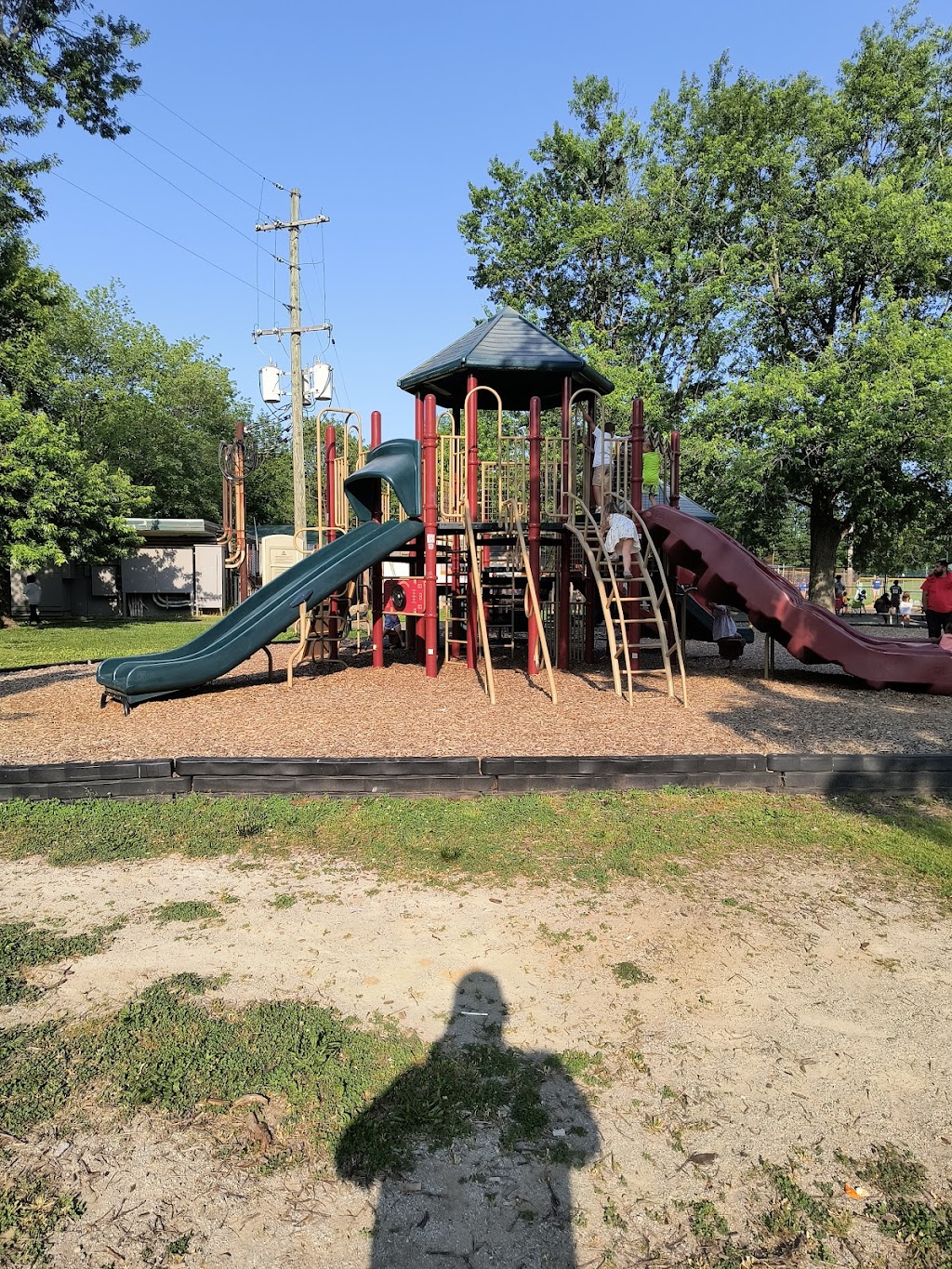 Fern Creek Park | 8703 Ferndale Rd, Louisville, KY 40291, USA | Phone: (502) 456-8100