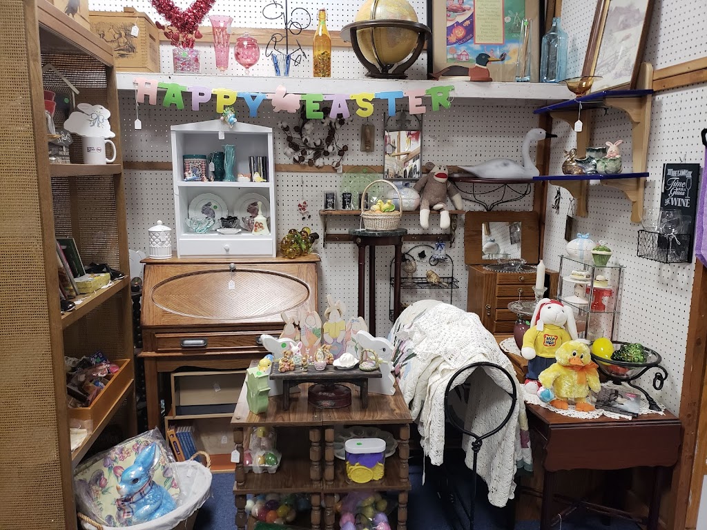 Craft & Antique Mall | 60 Airport Plz, Bethalto, IL 62010, USA | Phone: (618) 377-9307