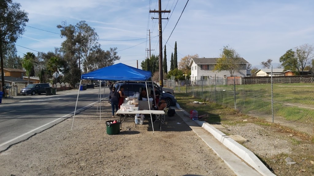 Tacos Laperlita | 14874 Merrill Ave, Fontana, CA 92335, USA | Phone: (909) 681-9075