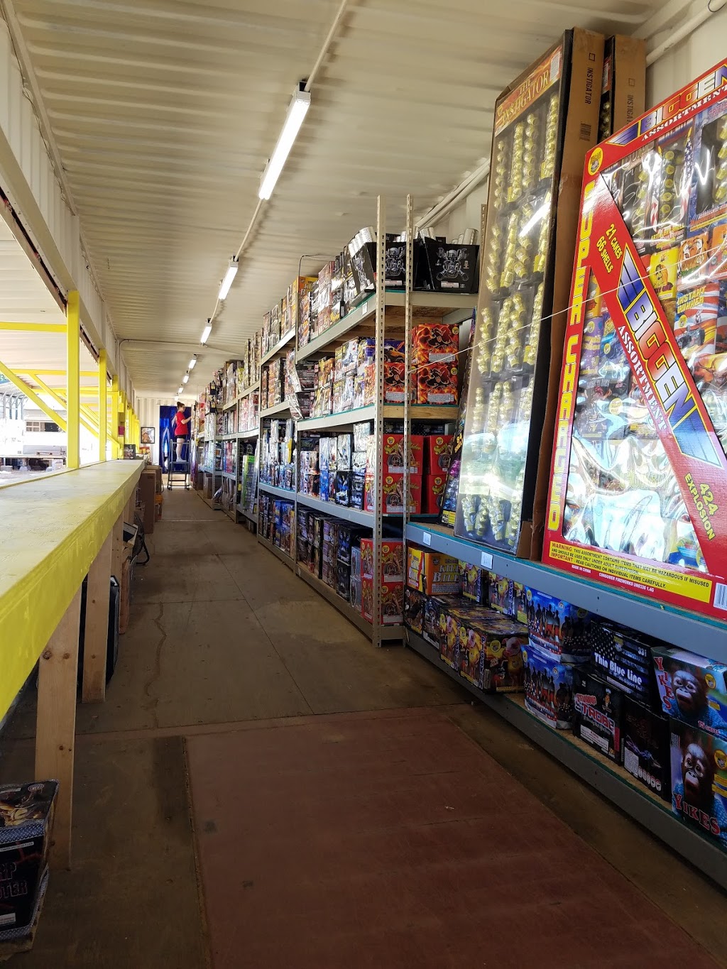 Bennys Bad Azz Fireworks | 5050 Knob Hill Rd, Azle, TX 76020, USA | Phone: (817) 885-0802