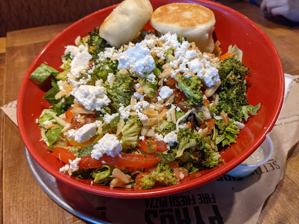 Pyros Fire Fresh Pizza | 2286 N Germantown Pkwy, Cordova, TN 38016, USA | Phone: (901) 207-1198