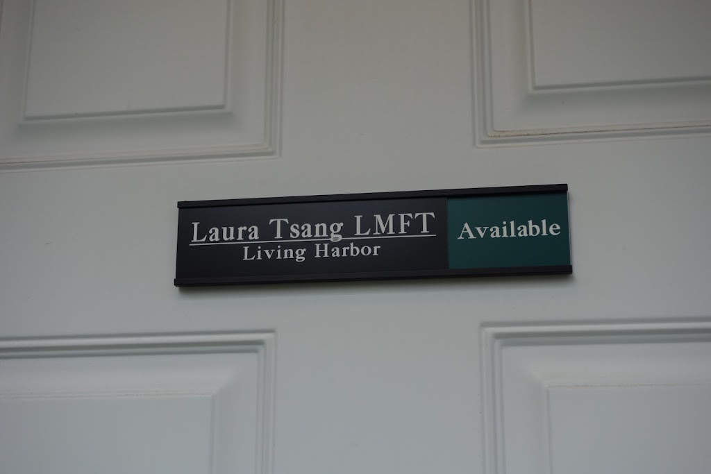 Laura Tsang, LMFT | 11026 28th Ave SW, Seattle, WA 98146, USA | Phone: (206) 992-6597