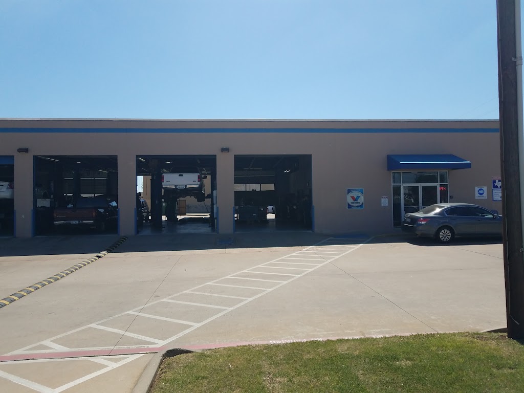 City Garage Auto Repair & Oil Change | 7360 N Beach St, Fort Worth, TX 76137, USA | Phone: (817) 427-1800