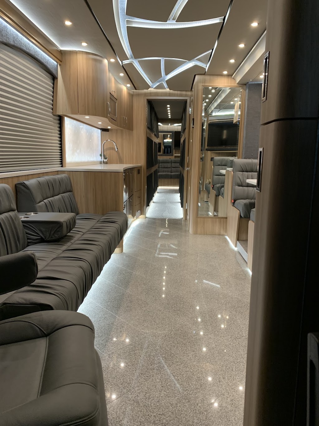 Northeast Luxury Coach | 312 Mitchell Hill Rd, Butler, PA 16002, USA | Phone: (724) 256-8275