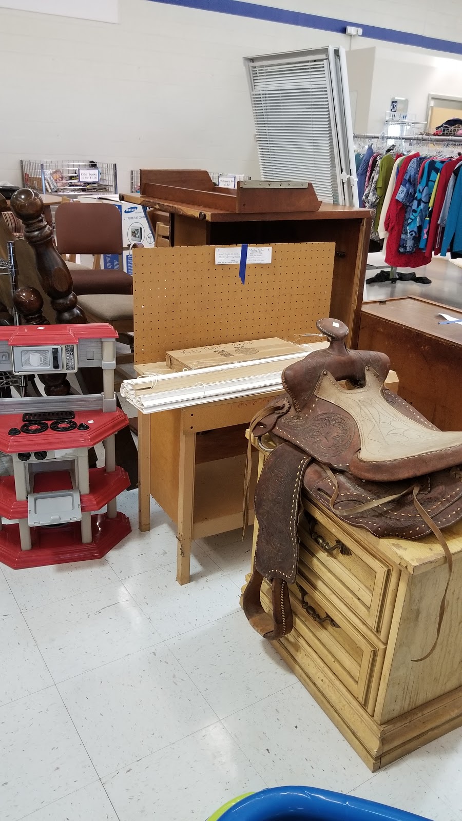 Goodwill Store and Donation Center | 284 Commonwealth Blvd W, Martinsville, VA 24112, USA | Phone: (276) 638-5100