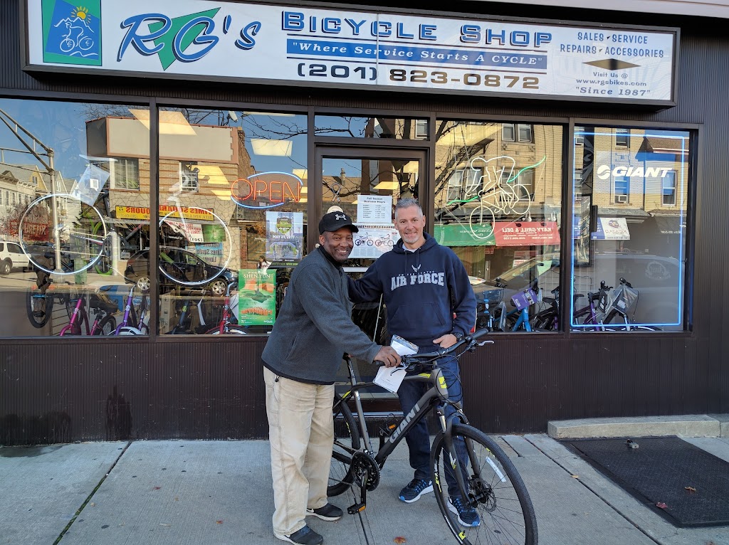 RGs Bicycle Shop | 890 Broadway, Bayonne, NJ 07002, USA | Phone: (201) 823-0872