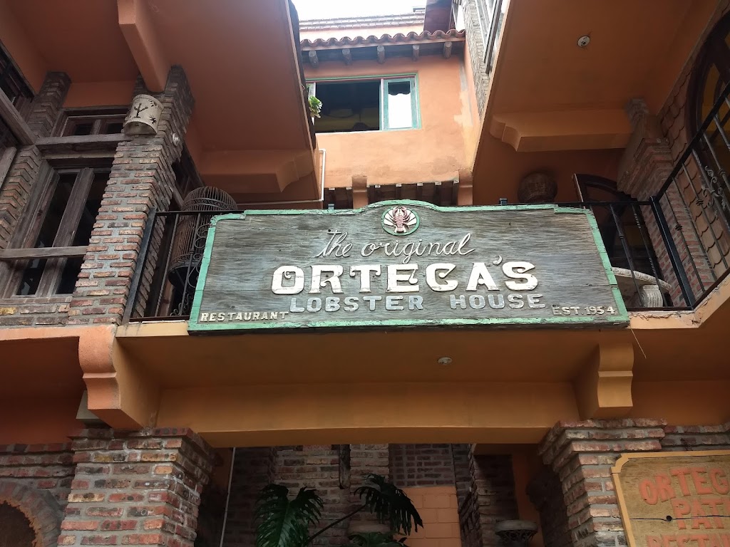 ORTEGAS EL ORIGINAL | Chinchorro 10, 22740 Puerto Nuevo, B.C., Mexico | Phone: 661 118 1667