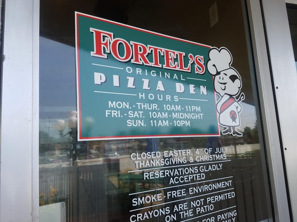 Fortels Pizza Den | 7932 MacKenzie Rd, St. Louis, MO 63123, USA | Phone: (314) 353-2360