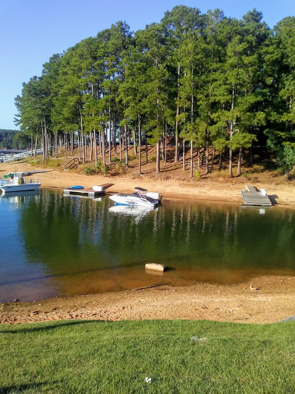 Victoria Landing Boat Launch | 1035-1041 Victoria Landing Dr, Woodstock, GA 30189, USA | Phone: (770) 926-0580