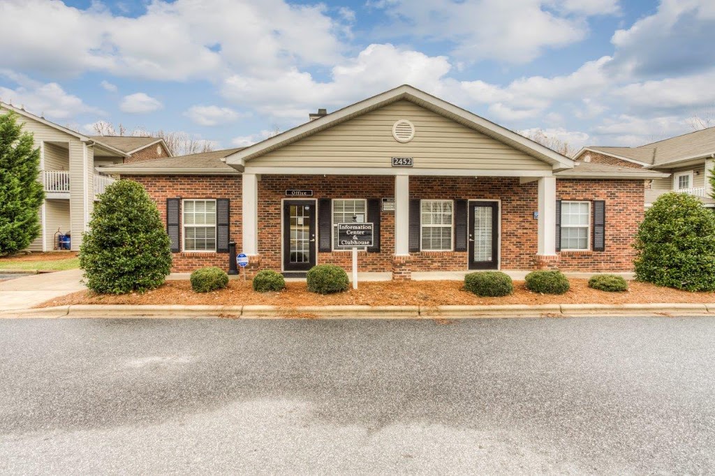 Huntersville Apartment Homes | 300 Hunters Rd, Huntersville, NC 28078, USA | Phone: (855) 437-0032