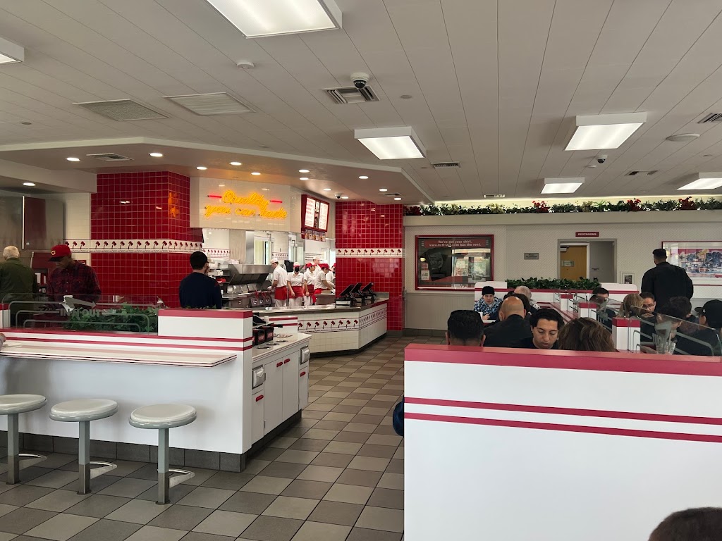 In-N-Out Burger | 49188 Seminole Dr, Cabazon, CA 92230, USA | Phone: (800) 786-1000