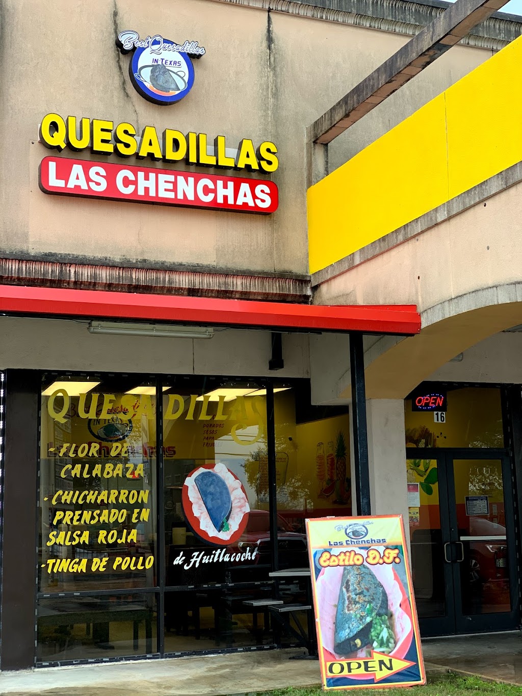 Las Chenchas Best Quesadillas in Texas | 8103 Airline Dr Suite 16, Houston, TX 77037, USA | Phone: (832) 830-6420