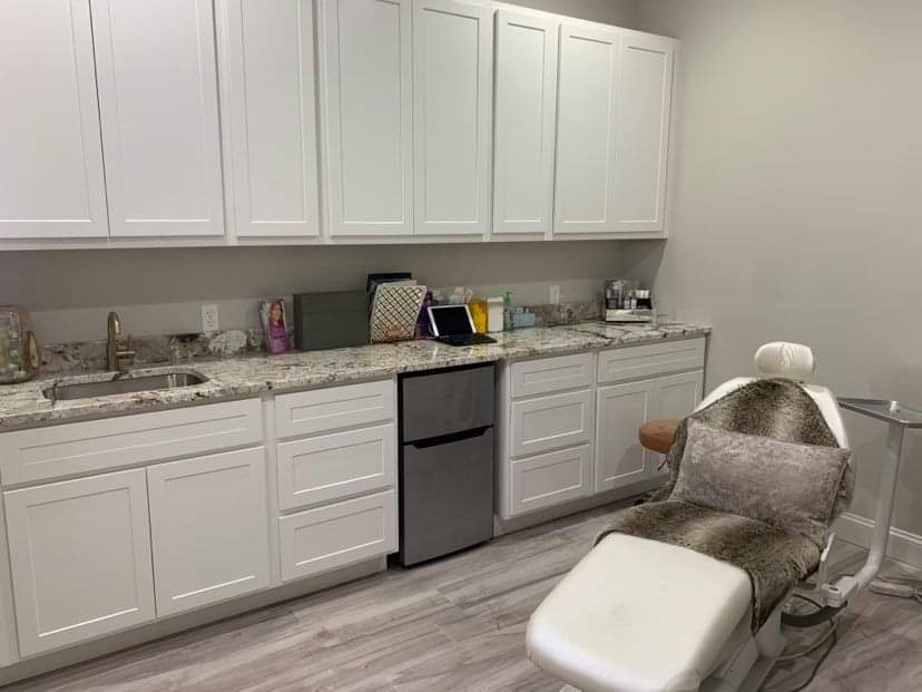 The Sculpted Face | 223 Creekside Office Dr, Wentzville, MO 63385, USA | Phone: (636) 357-8161