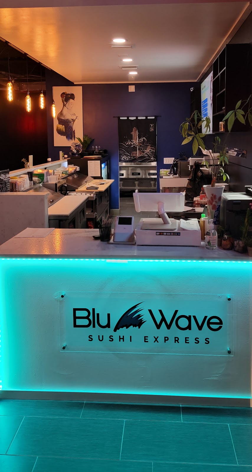BluWave Sushi | 3339 S West Shore Blvd, Tampa, FL 33629, USA | Phone: (813) 504-1476