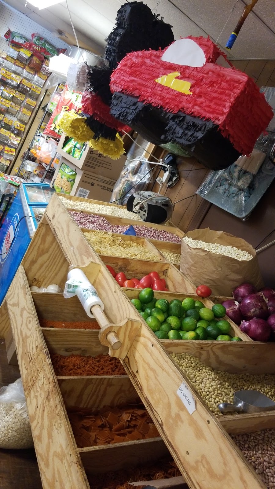 Los Koritas Tienda Y Frutería | 1306 Axton Rd, Axton, VA 24054, USA | Phone: (276) 650-7099