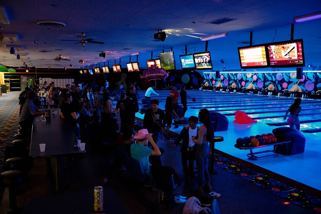 Howell Lanes | 1002 US-9, Howell Township, NJ 07731, USA | Phone: (732) 462-6767