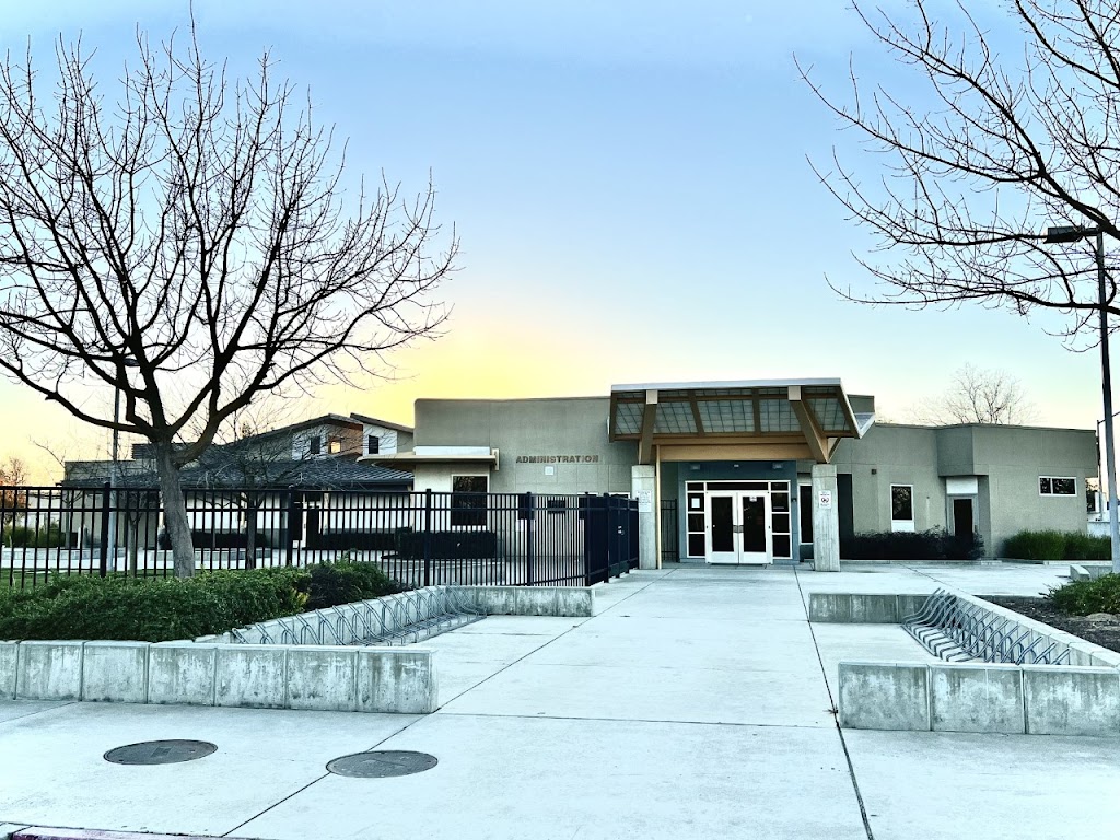Mesa Verde Elementary School | 4850 Mesa Dr, Oakdale, CA 95361, USA | Phone: (209) 869-7320