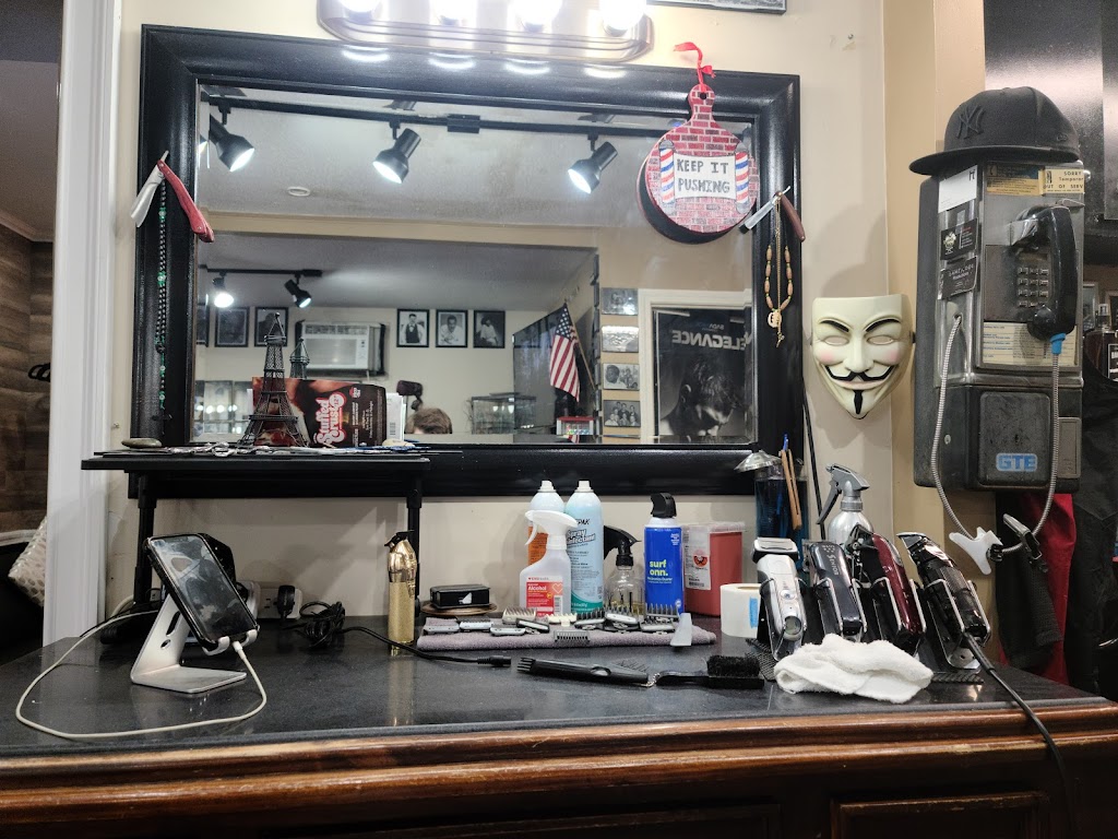 Billys Barber Shop | 151 Andover St, Lowell, MA 01852, USA | Phone: (978) 221-5827