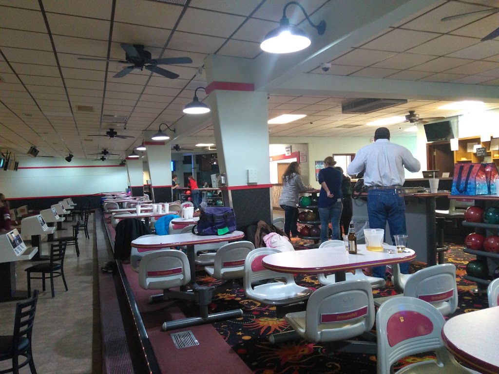 Starlite Lanes | 900 W Kansas Ave, McPherson, KS 67460, USA | Phone: (620) 480-2956