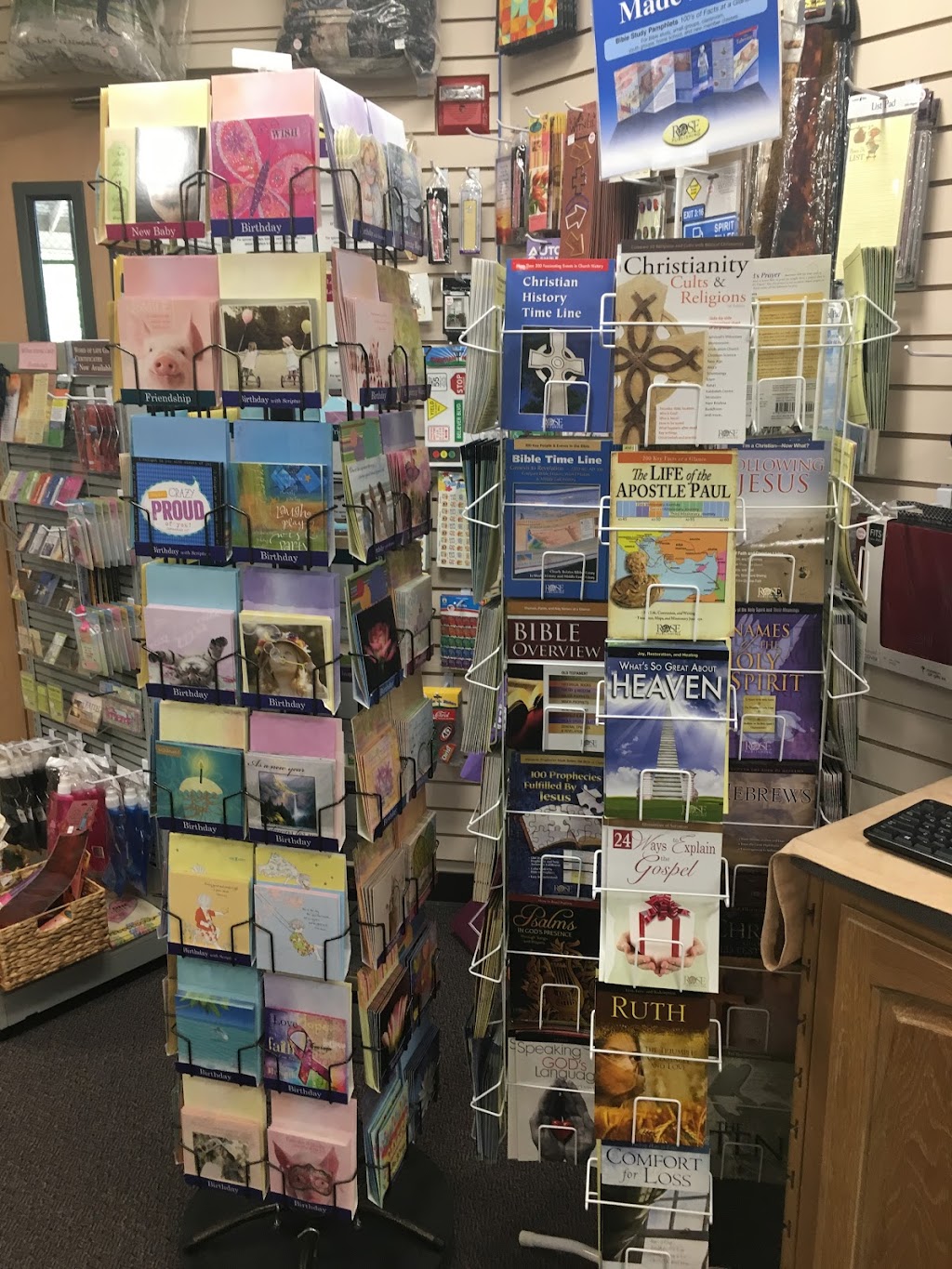 Word of Life Bookstore | 1477 Willow Ave, Hercules, CA 94547, USA | Phone: (510) 799-3171