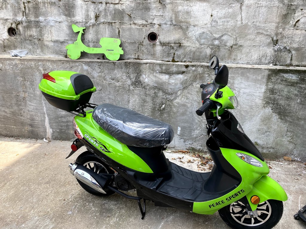 Scooter Mutter, Inc. | 687 Belmont Street, REAR UNIT, Belmont, MA 02478 | Phone: (781) 797-0070