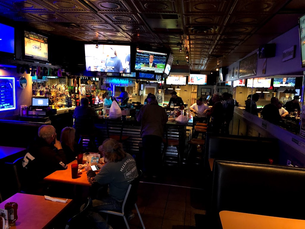 The Frog Sports Bar & Grill | 4848 Virginia Beach Blvd, Virginia Beach, VA 23462, USA | Phone: (757) 499-8046